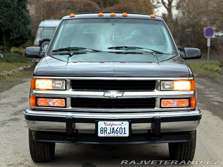 Chevrolet Suburban 1500 | 5.7L V8 | 4x4 1994