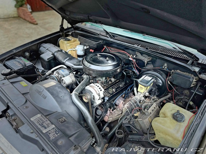 Chevrolet Suburban 1500 | 5.7L V8 | 4x4 1994