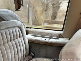 Chevrolet Suburban 1500 | 5.7L V8 | 4x4 1994