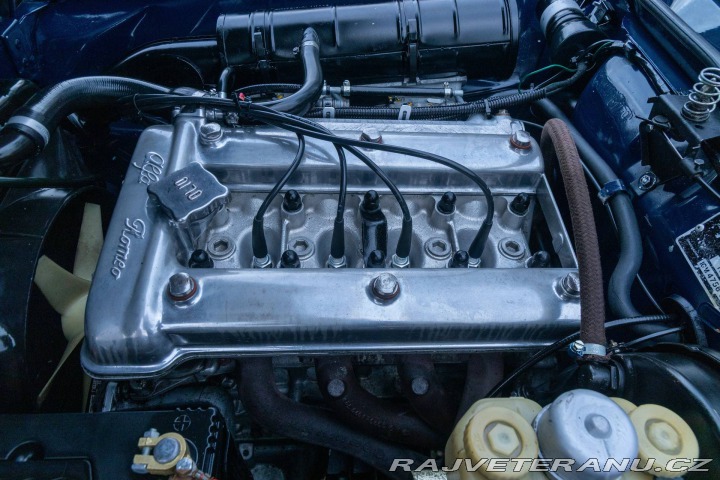 Alfa Romeo GT 1300 GT Junior Bertone 1971