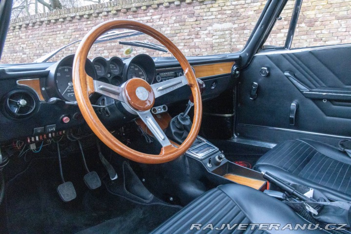 Alfa Romeo GT 1300 GT Junior Bertone 1971