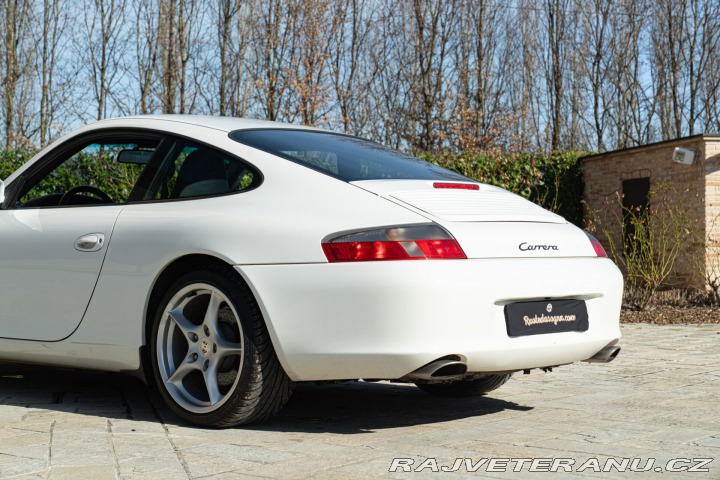 Porsche 911 996 (911) 2002