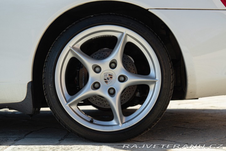 Porsche 911 996 (911) 2002