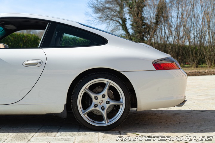 Porsche 911 996 (911) 2002