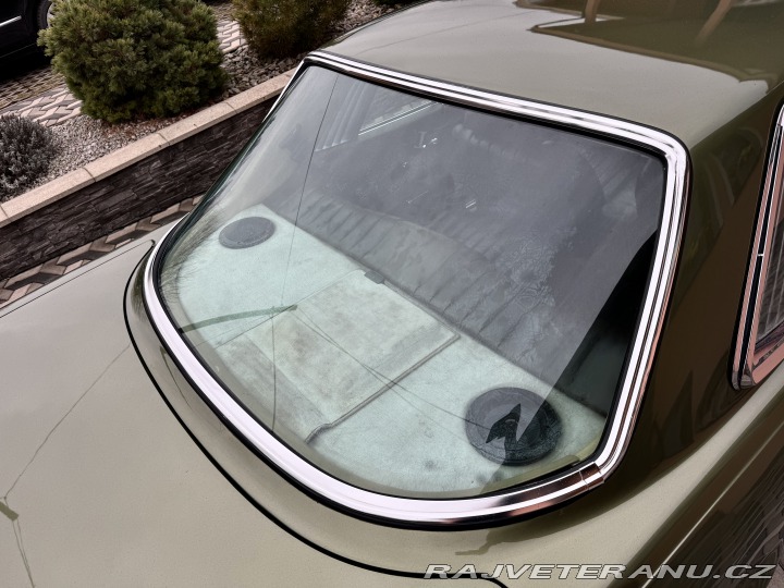 Mercedes-Benz SLC 350 V8 1978 EU Verzia 1979