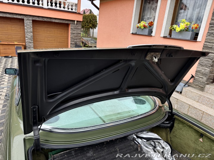 Mercedes-Benz SLC 350 V8 1978 EU Verzia 1979