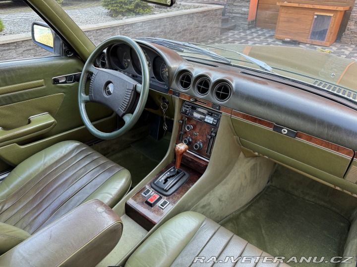 Mercedes-Benz SLC 350 V8 1978 EU Verzia 1979