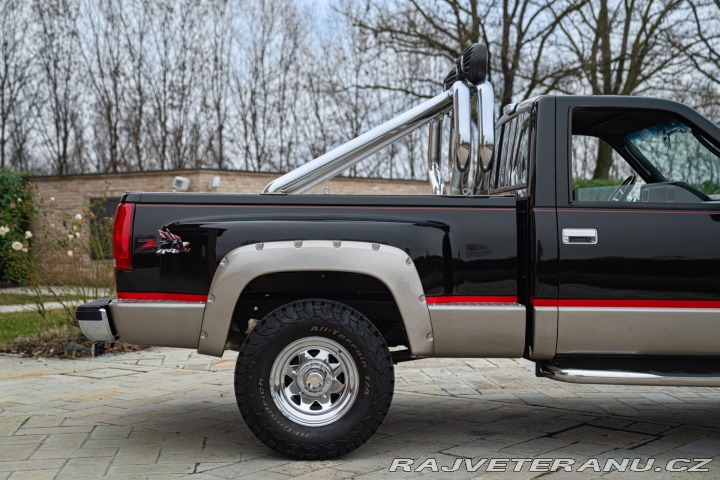 GMC Sierra SLX 5.7 L V8 1990