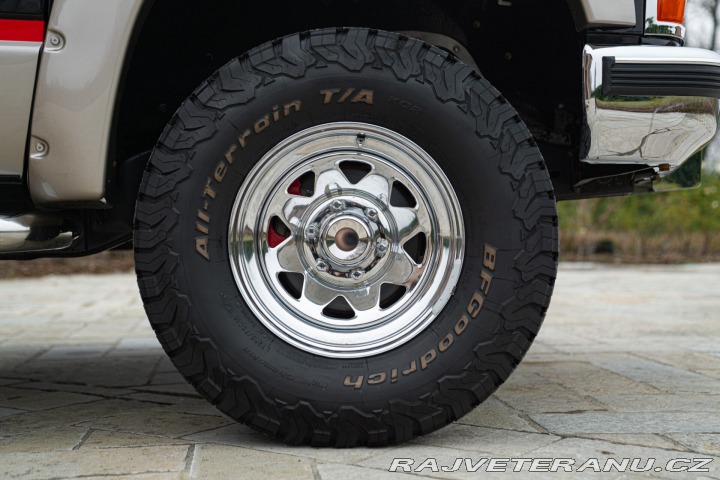 GMC Sierra SLX 5.7 L V8 1990