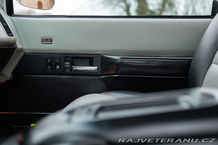 GMC Sierra SLX 5.7 L V8 1990