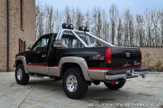 GMC Sierra SLX 5.7 L V8 1990