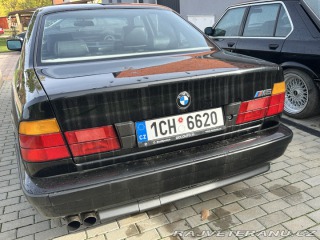 BMW M5 M5 sedan  3.6i  švýcar 1989