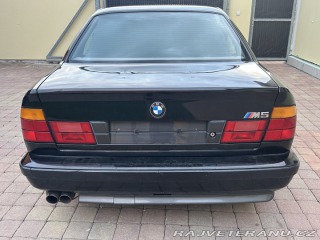 BMW M5 M5 sedan  3.6i  švýcar 1989