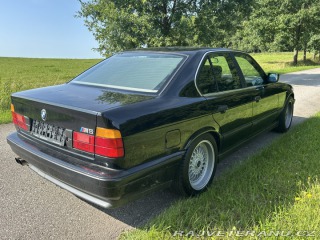 BMW M5 M5 sedan  3.6i  švýcar 1989