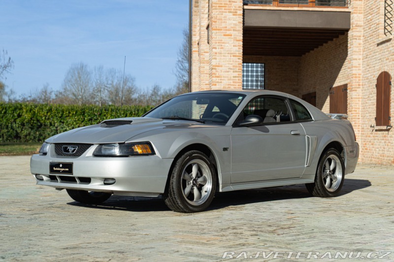 Ford Mustang GT V8 SRS