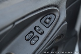 Ford Mustang GT V8 SRS 2002