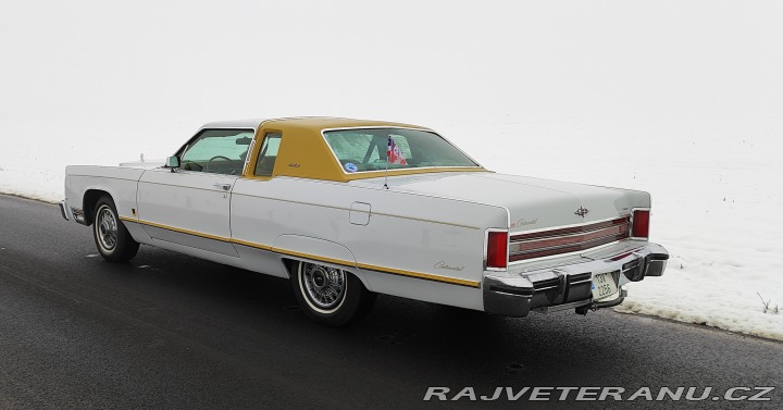 Lincoln Town Car 1977