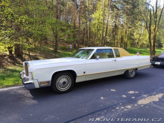 Lincoln Town Car  1977