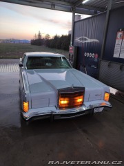 Lincoln Town Car  1977