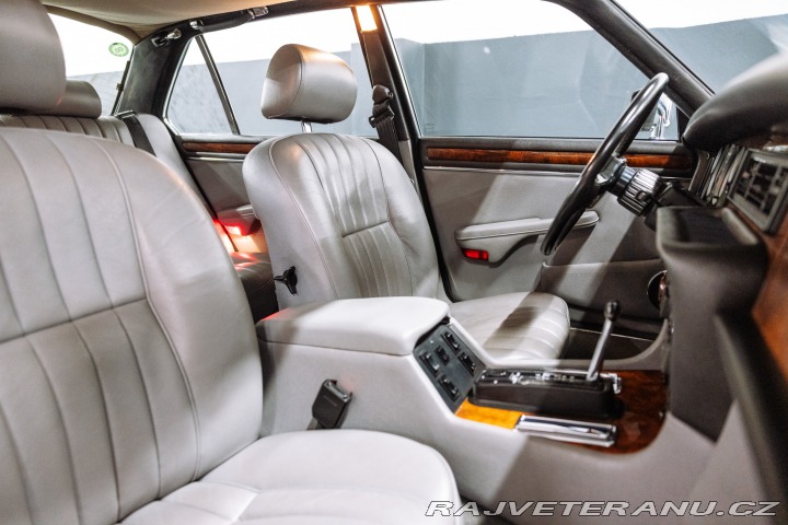 Jaguar XJ SOVEREIGN V12 1988