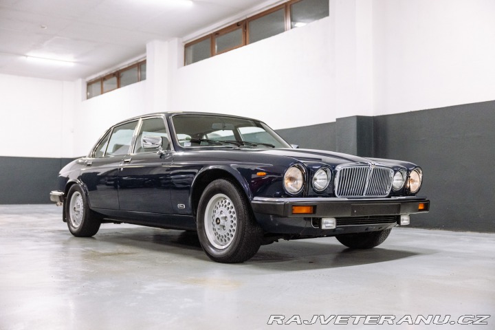 Jaguar XJ SOVEREIGN V12 1988
