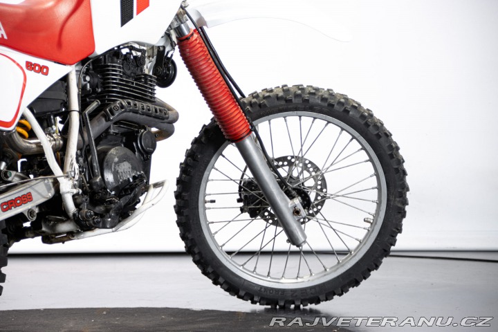 Yamaha Ostatní modely TT 600 1985