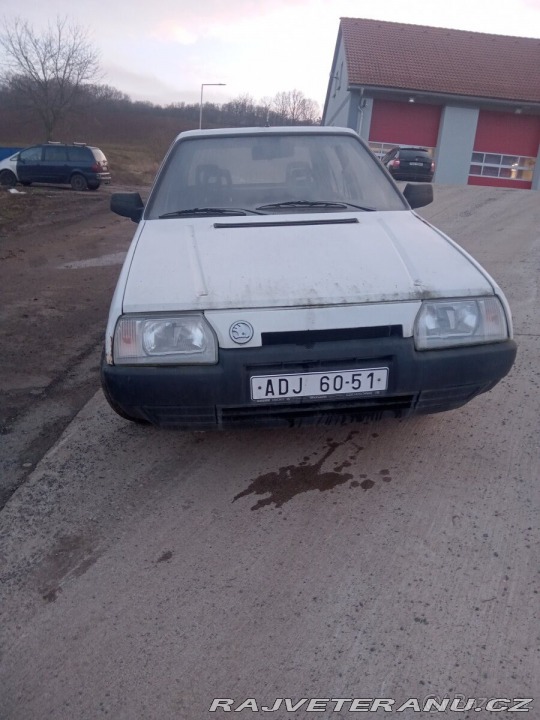 Škoda Favorit Prodám Škoda Favorit r.v. 1988