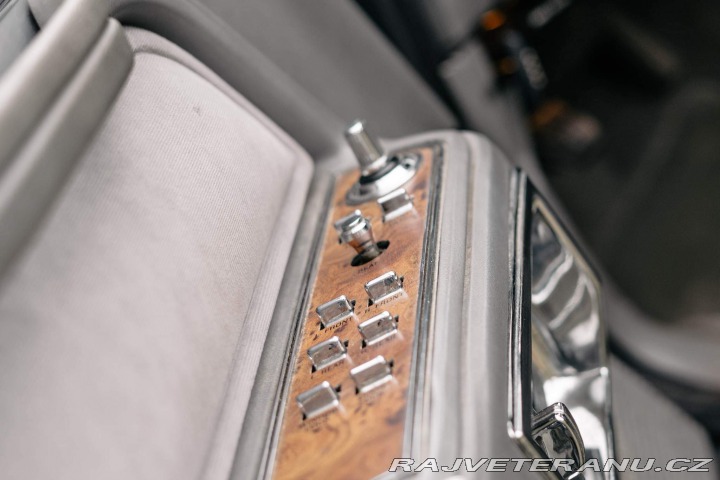 Lincoln Town Car 5.0 V8 1984