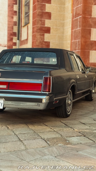 Lincoln Town Car 5.0 V8 1984