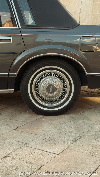 Lincoln Town Car 5.0 V8 1984