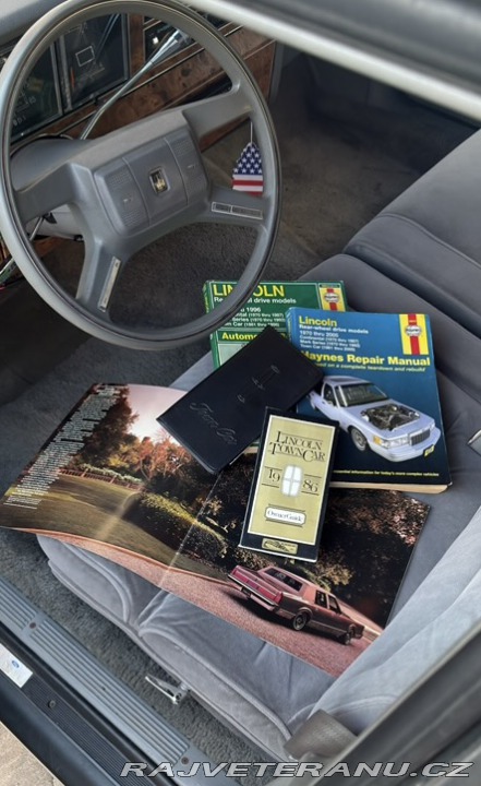 Lincoln Town Car 5.0 V8 1984