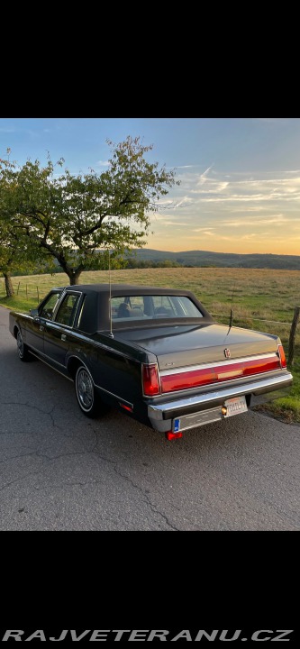 Lincoln Town Car 5.0 V8 1984