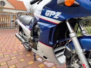 Kawasaki GPZ 900R, 1988 1988