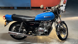 Suzuki GS 750