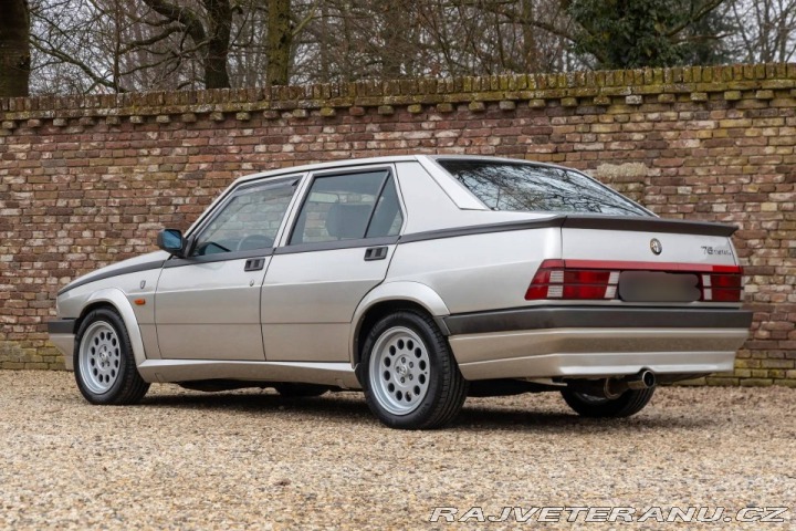 Alfa Romeo 75 2.0 Twin Spark 1988