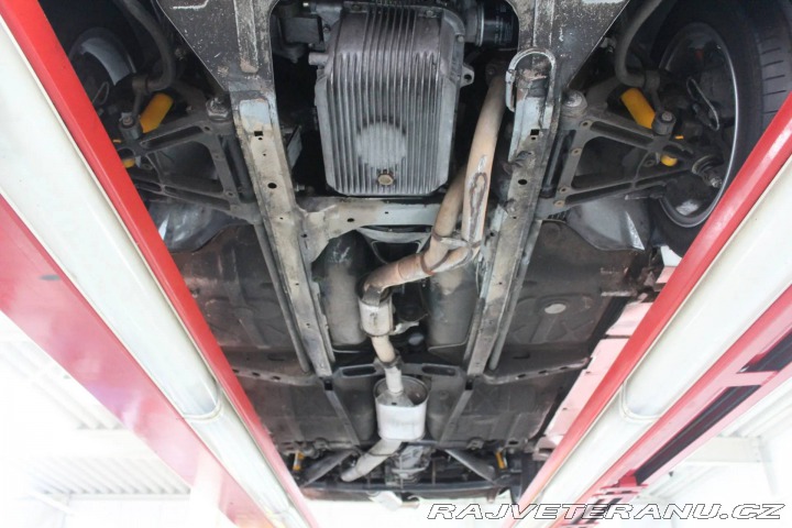 Alfa Romeo 75 2.0 Twin Spark 1988