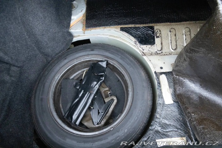 Alfa Romeo 75 2.0 Twin Spark 1988