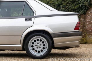 Alfa Romeo 75 2.0 Twin Spark 1988