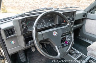 Alfa Romeo 75 2.0 Twin Spark 1988