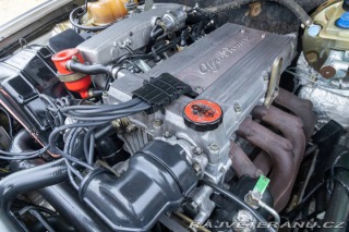 Alfa Romeo 75 2.0 Twin Spark 1988