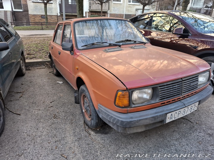 Škoda 105  1984