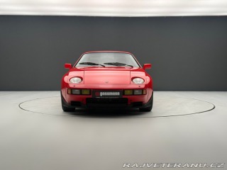 Porsche 928 S Coupe 1984
