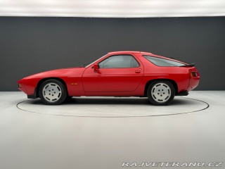 Porsche 928 S Coupe 1984