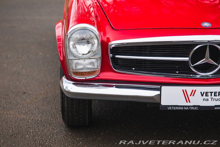 Mercedes-Benz 230 SL Pagoda 1966