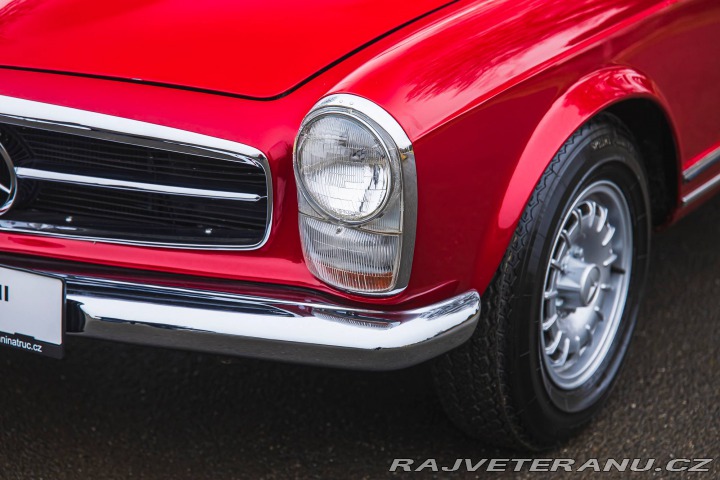 Mercedes-Benz 230 SL Pagoda 1966