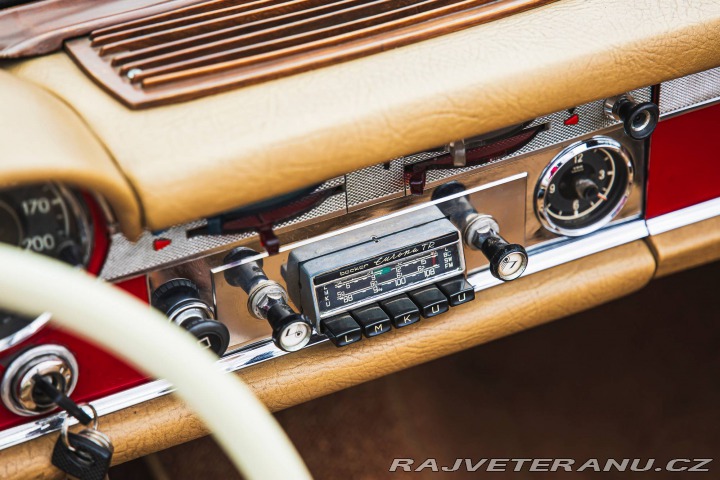 Ostatní značky Ostatní modely Mercedes Benz 230 SL Pagoda 1966