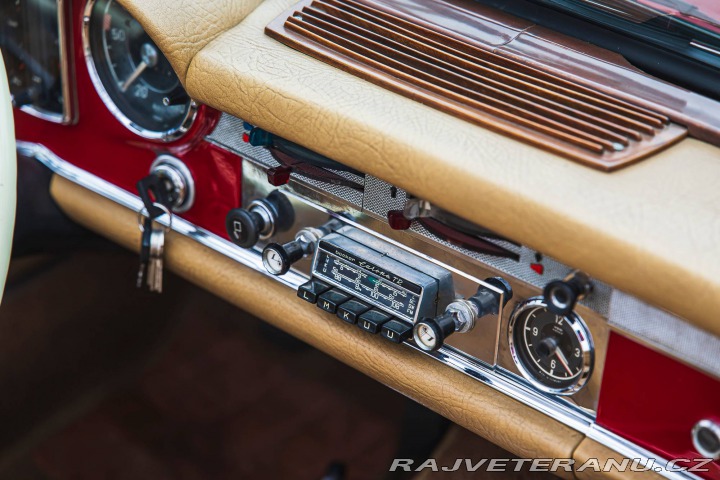 Mercedes-Benz 230 SL Pagoda 1966