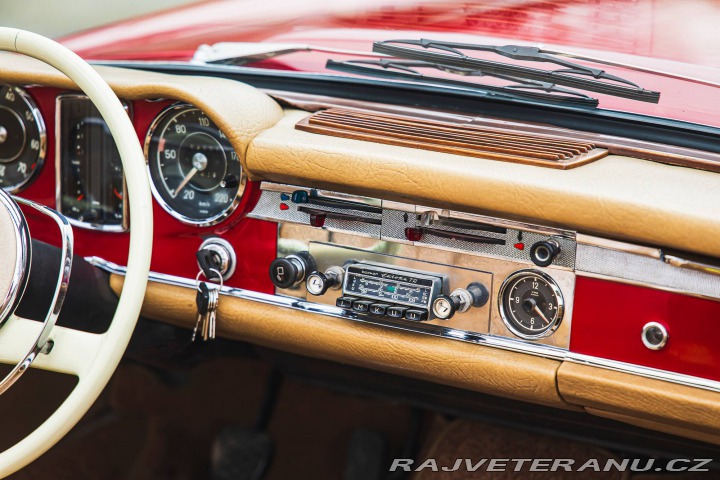 Mercedes-Benz 230 SL Pagoda 1966