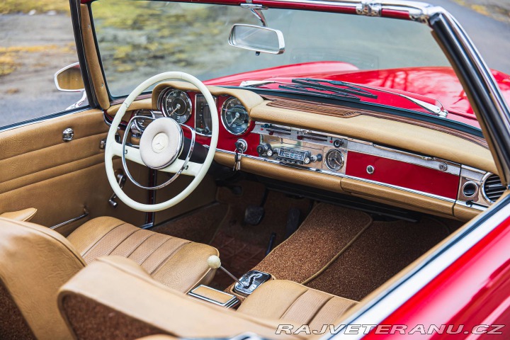 Mercedes-Benz 230 SL Pagoda 1966