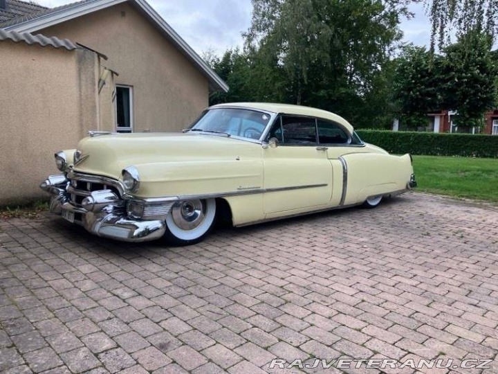 Cadillac Ostatní modely Hardtop Sixty-Two Coupé de Ville 1953